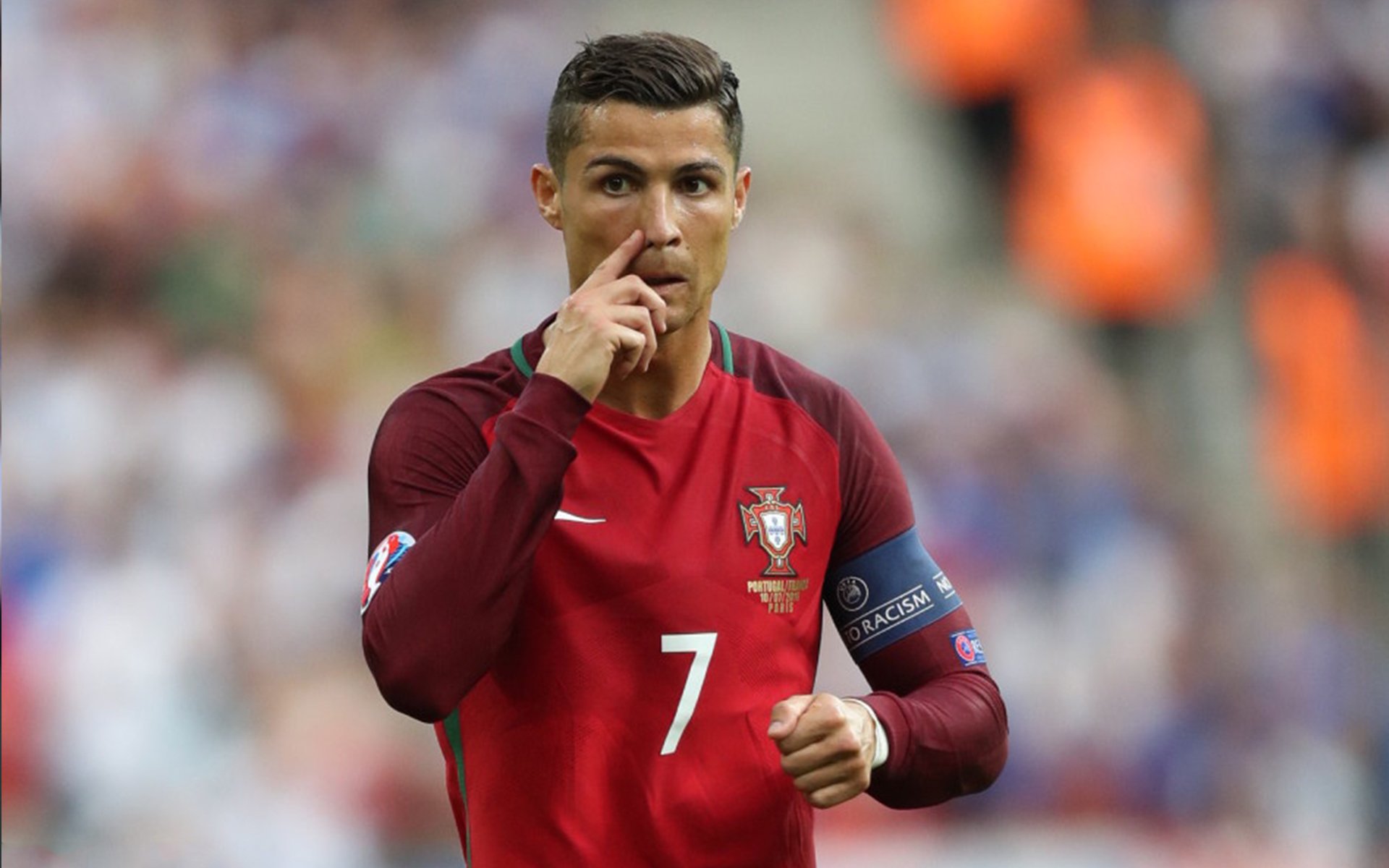 “尼古拉斯·桑特基的远射与精准控制,成就阿根廷美洲狮队的攻守平衡”