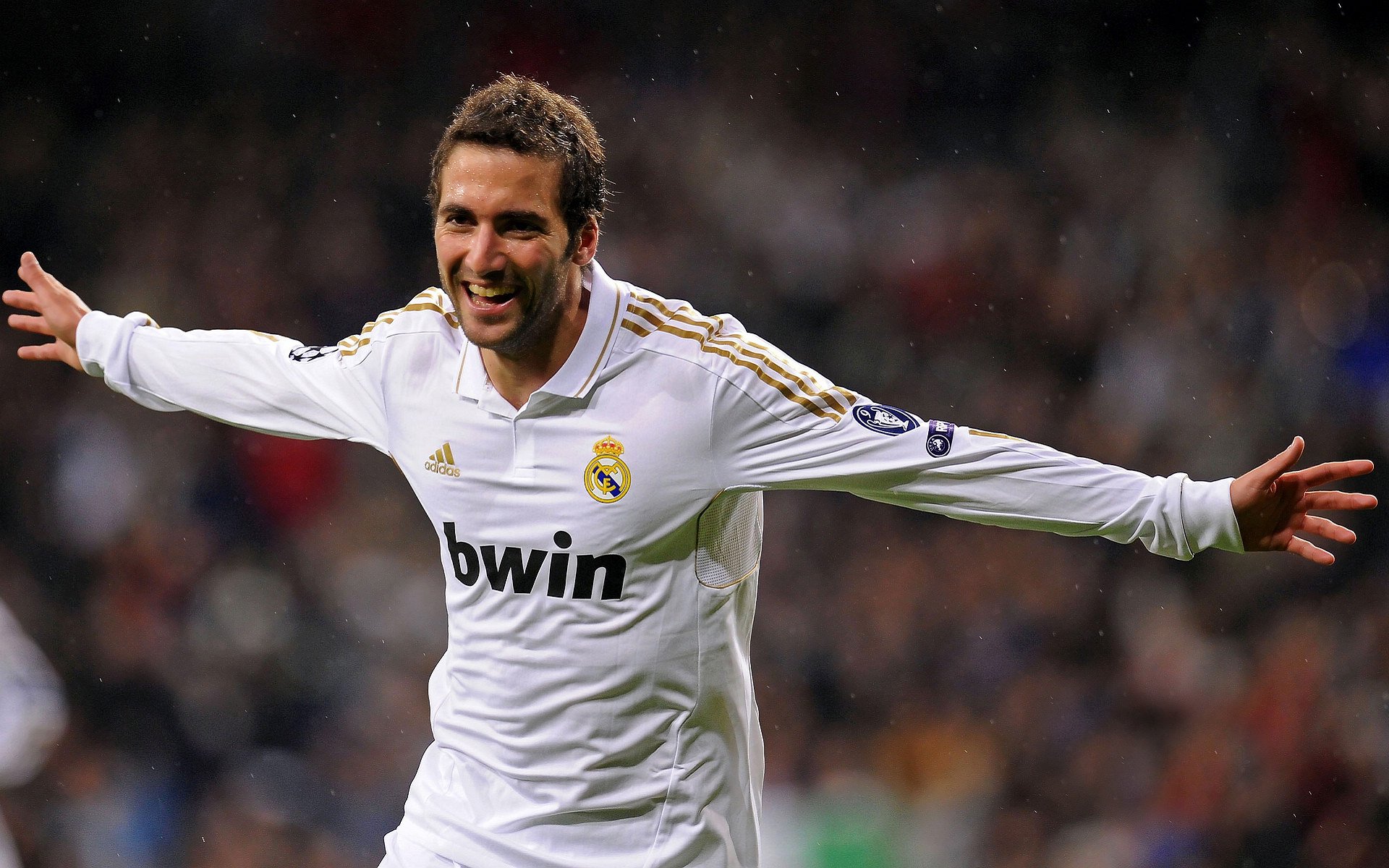 跨界合作打造足球主题的文创产业园,引领新经济增长点,足球文化公园